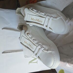 MaxMara white leather sneakers NIB
